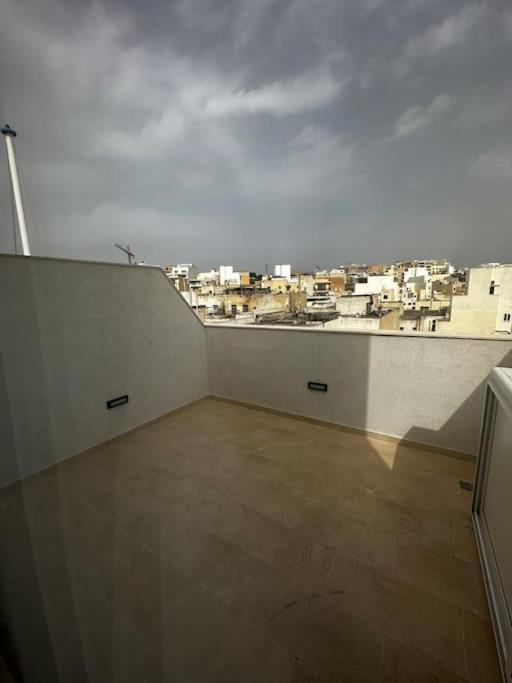 Apartamento Duplex Penthouse In Gzira Sleeps 6 Exterior foto